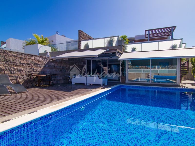 4 Bedroom Villa In Habitats Del Duque For Sale In Costa